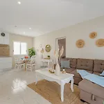 Private House With Ocean View Garden 7min To Bahia Feriehus *
