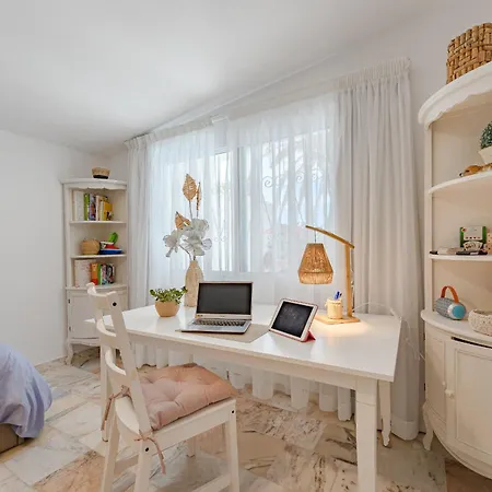 Private House With Ocean View Garden 7min To Bahia Hébergement de vacances