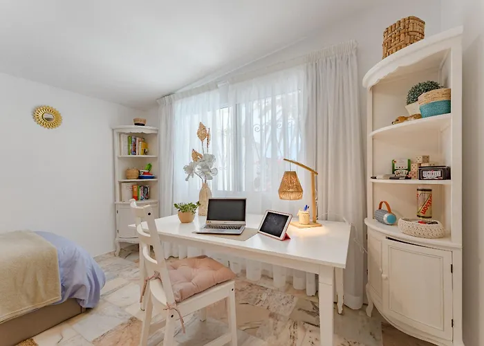 Private House With Ocean View Garden 7min To Bahia Nyaraló